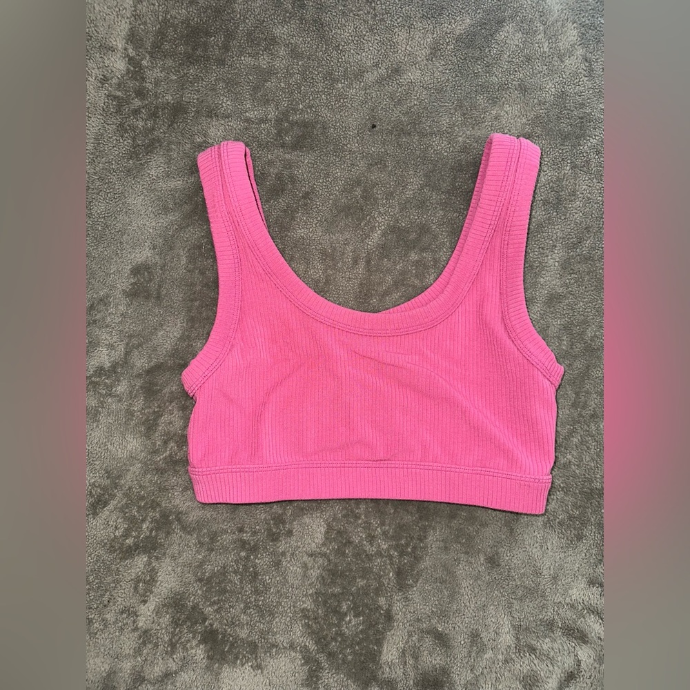 Alo Yoga Wellness Sports Bra